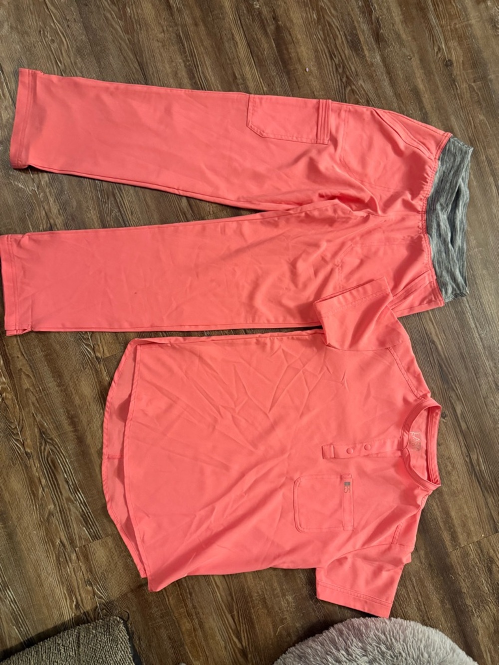 Women’s Coral Two-Piece Lounge Set - Short Sleeve Top & Jogger Pants